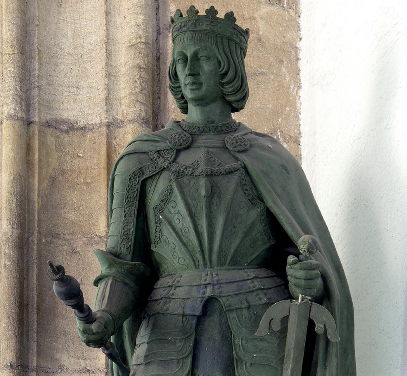 Escultura de Fernando el Católico