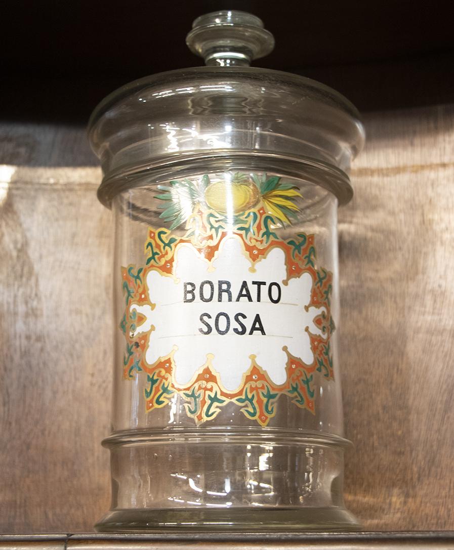 Bote de vidrio de borato de sosa