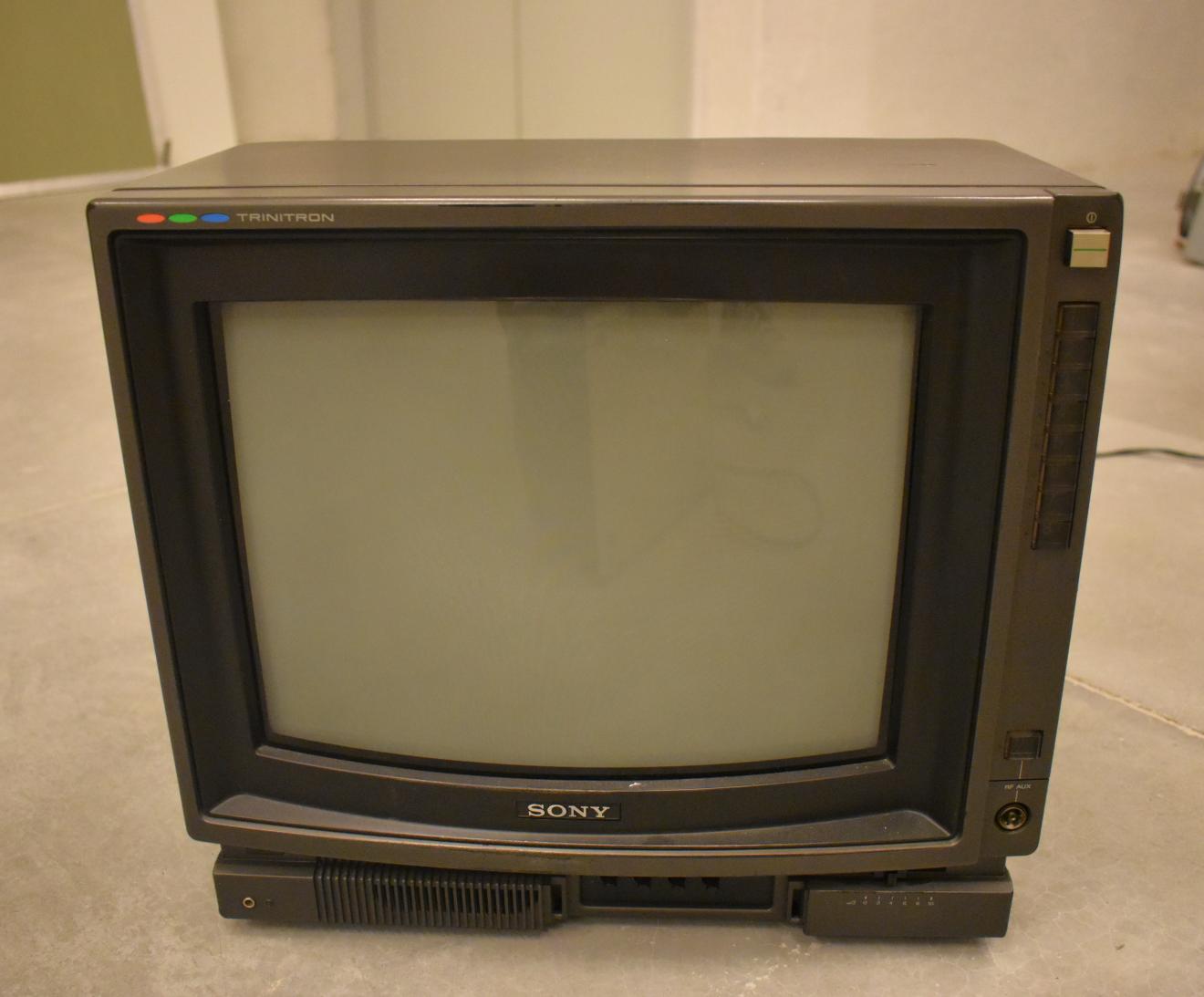 imagen frontal de una pantalla de televisión