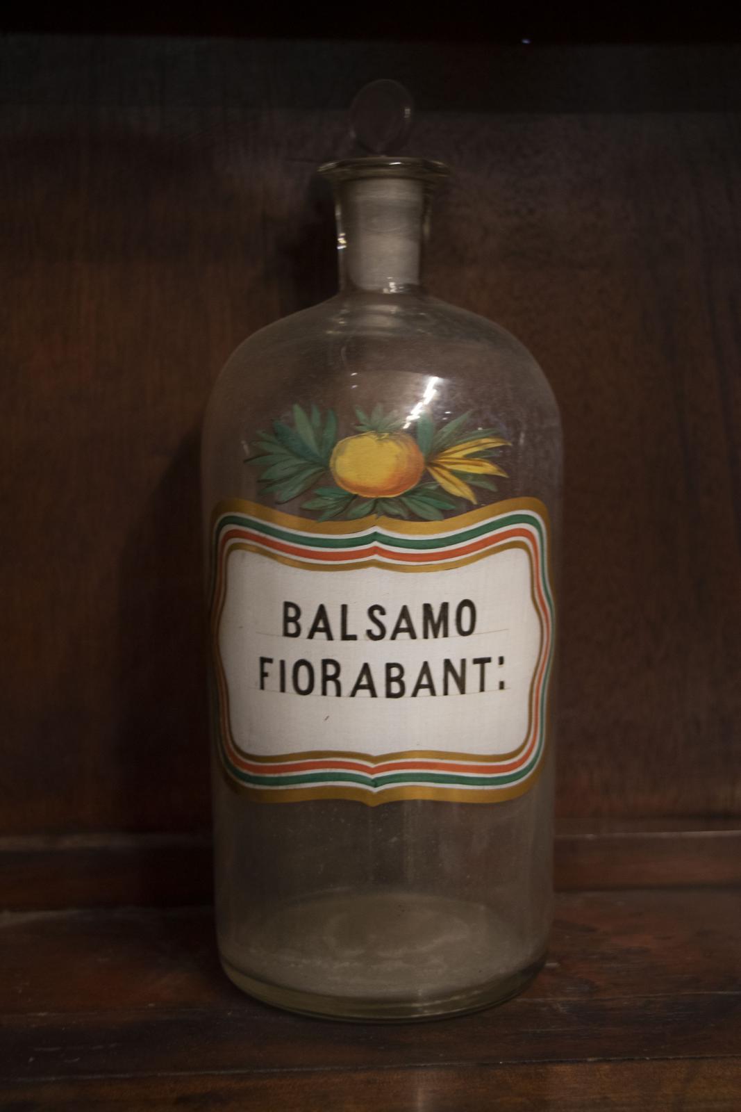 Frasco de vidrio de Bálsamo Fioravanti