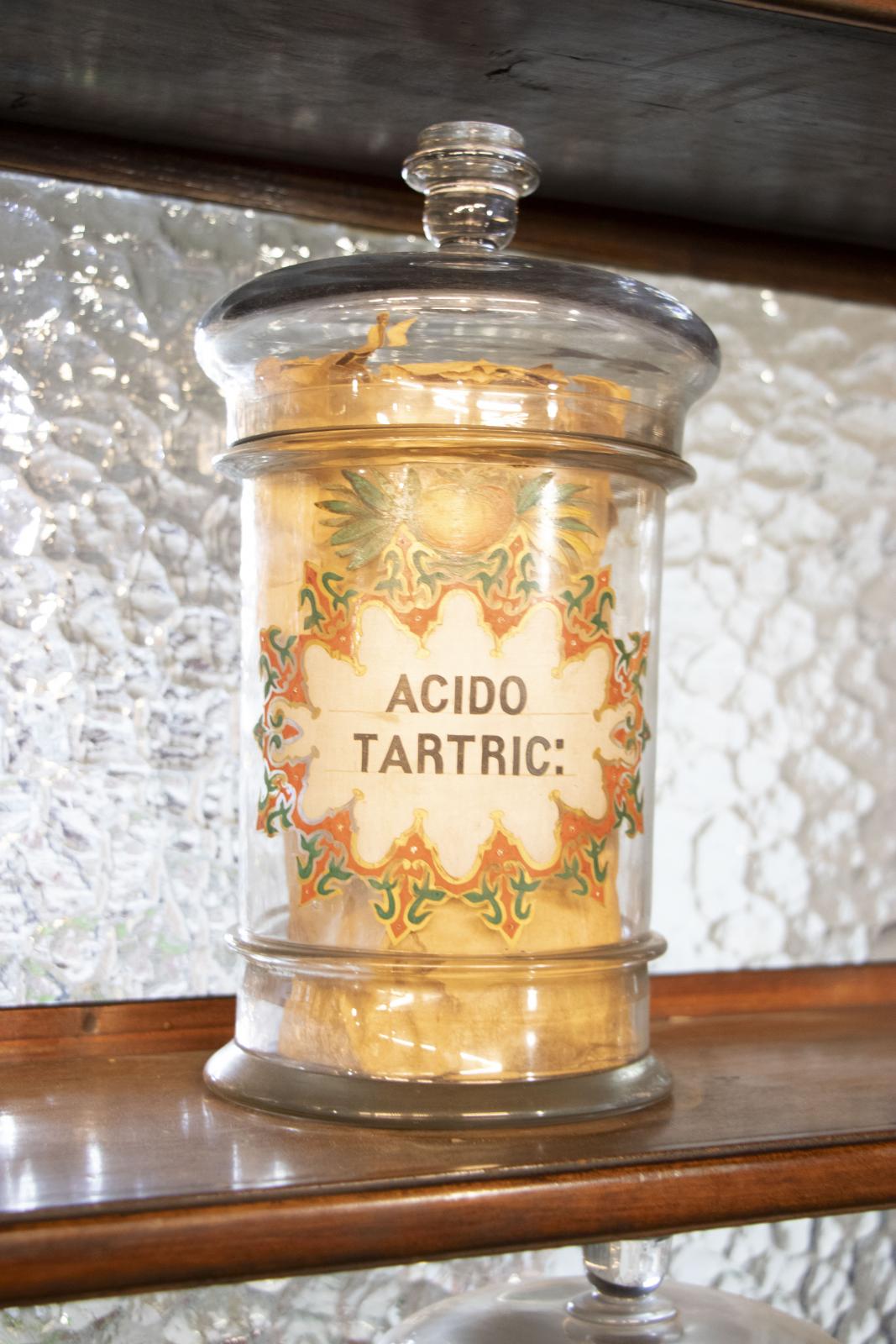 Bote de vidrio de acido tártrico 