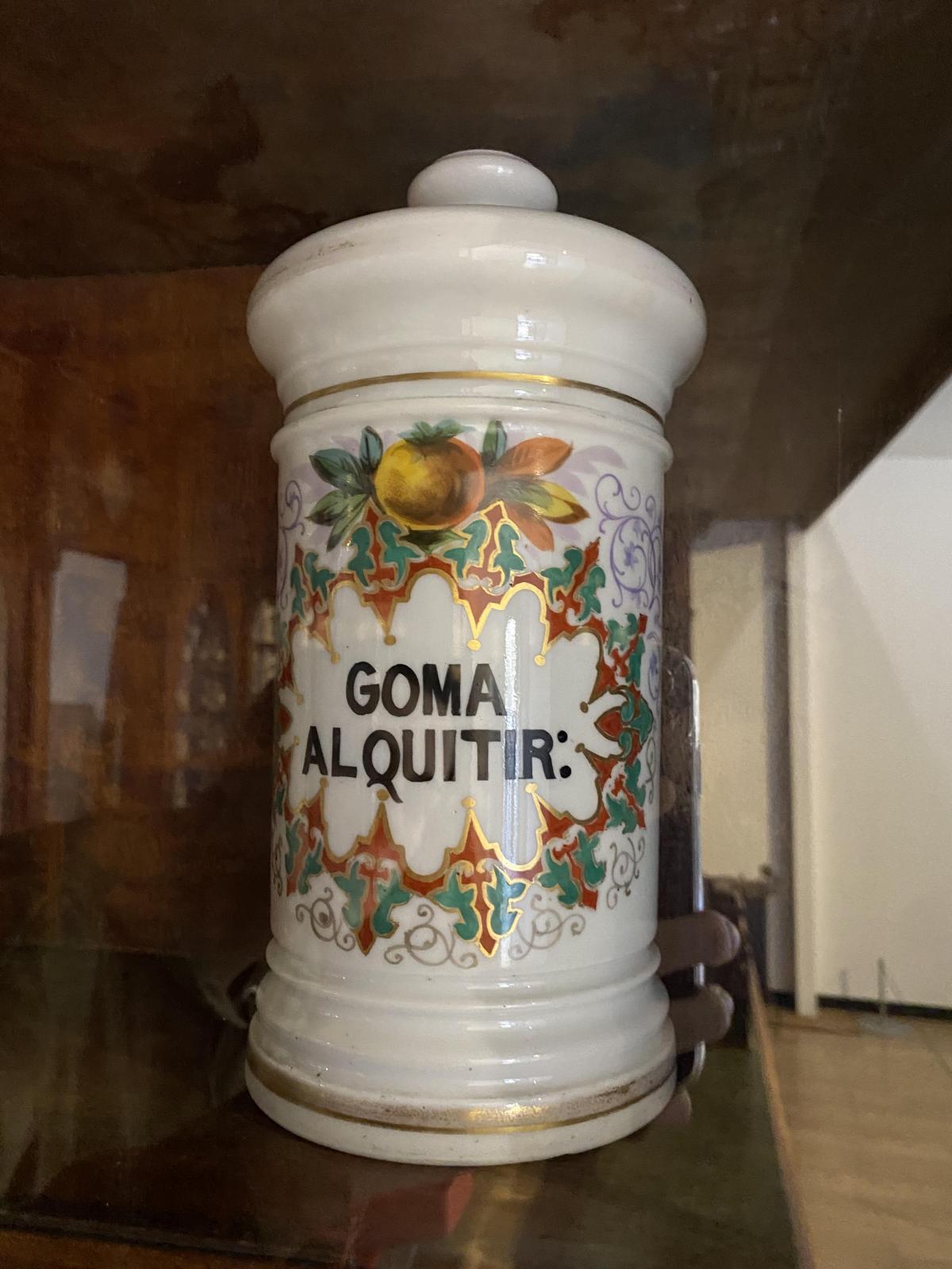 Albarelo de Goma Alquitira