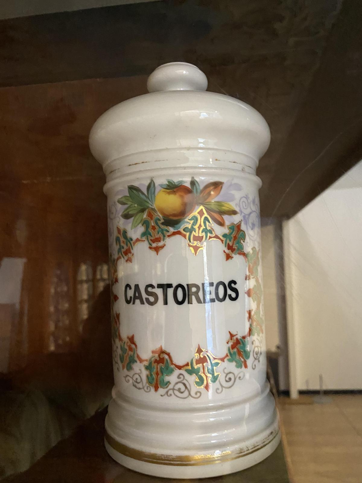Albarelo de Castoreos