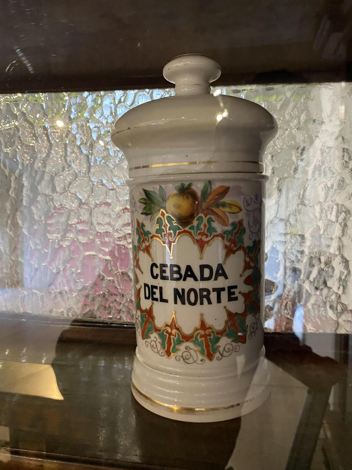 Albarelo de Cebada del Norte