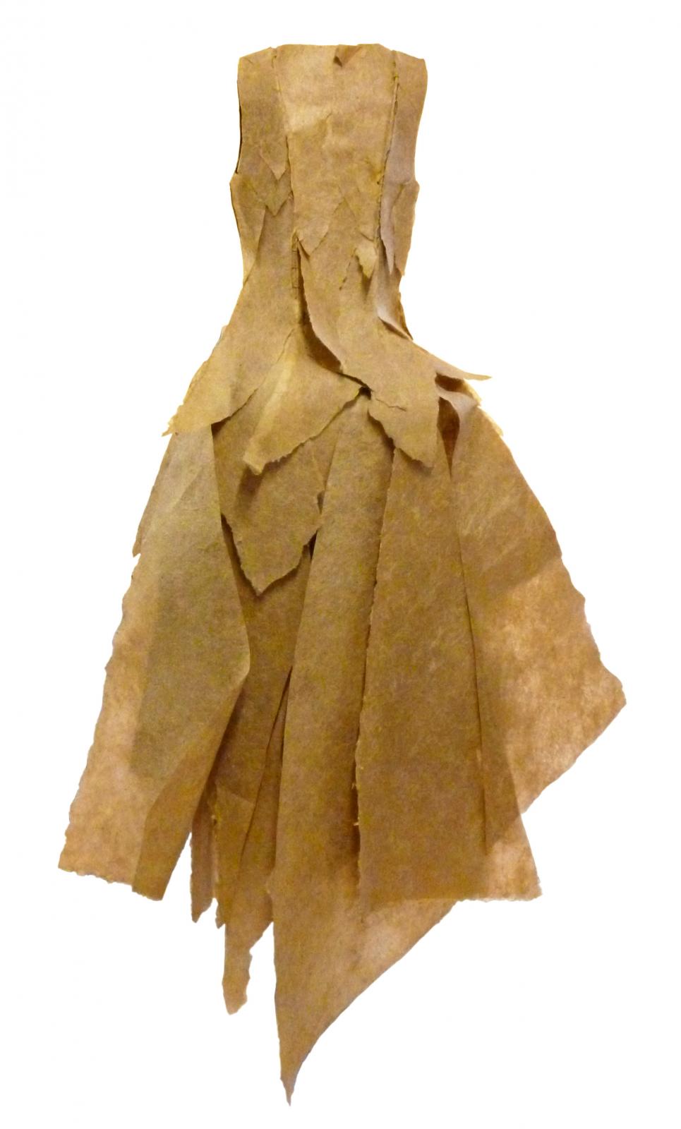 Vestido escultura realizado en papel